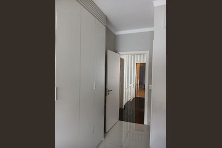 Casa à venda com 398m², 3 quartos e 5 vagas Casa à venda com 398m², 3 quartos e 5 vagasCORREDOR