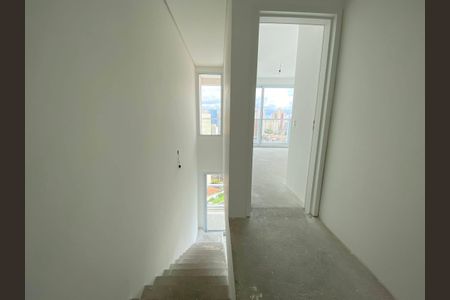 Apartamento à venda com 83m², 1 quarto e 1 vaga