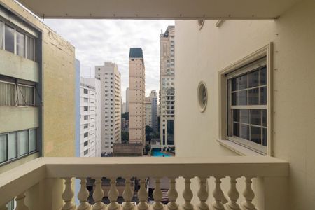 Apartamento para alugar com 230m², 3 quartos e 2 vagas Apartamento para alugar com 230m², 3 quartos e 2 vagasVaranda da Sala