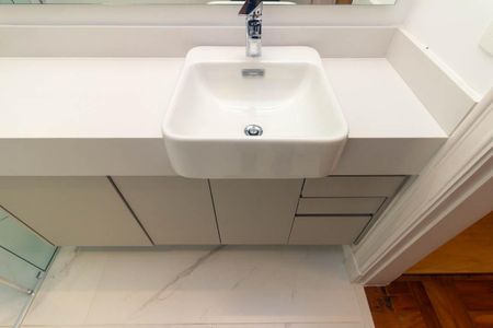 Apartamento para alugar com 230m², 3 quartos e 2 vagas Apartamento para alugar com 230m², 3 quartos e 2 vagasBanheiro 1 - Suíte