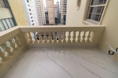 Apartamento para alugar com 230m², 3 quartos e 2 vagas Apartamento para alugar com 230m², 3 quartos e 2 vagasVaranda da Sala