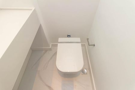 Apartamento para alugar com 230m², 3 quartos e 2 vagas Apartamento para alugar com 230m², 3 quartos e 2 vagasLavabo