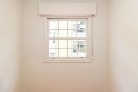 Apartamento para alugar com 230m², 3 quartos e 2 vagas Apartamento para alugar com 230m², 3 quartos e 2 vagasQuarto de Serviço