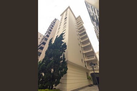 Apartamento para alugar com 230m², 3 quartos e 2 vagas Apartamento para alugar com 230m², 3 quartos e 2 vagasFachada