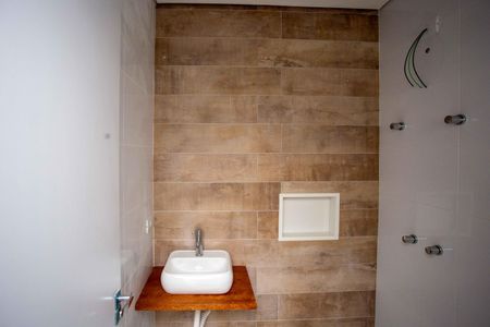 Casa à venda com 110m², 3 quartos e 1 vagaBanheiro da Suíte