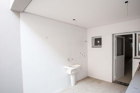 Casa à venda com 110m², 3 quartos e 1 vagaÁrea de Serviço