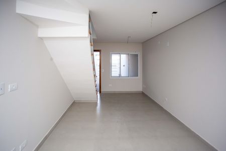 Casa à venda com 110m², 3 quartos e 1 vagaSala