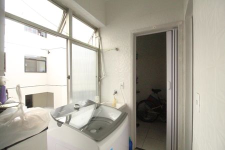 Apartamento à venda com 82m², 2 quartos e 1 vagaÁrea de serviço