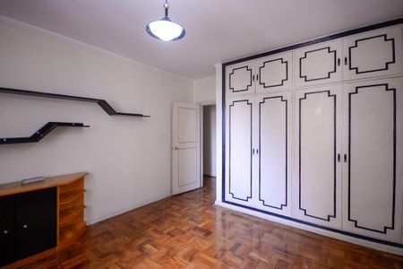 Apartamento à venda com 337m², 4 quartos e 2 vagas Apartamento à venda com 337m², 4 quartos e 2 vagasQuarto 2