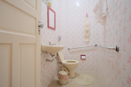 Casa à venda com 103m², 2 quartos e 1 vagaLavabo