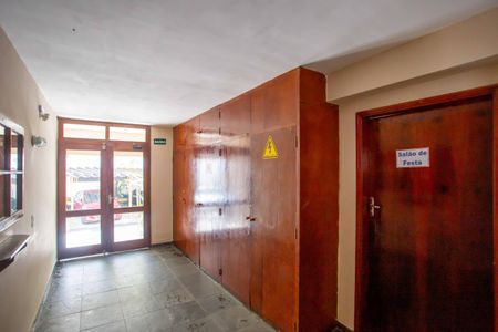 Apartamento à venda com 47m², 2 quartos e 1 vagaHall de entrada