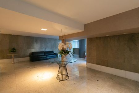 Apartamento à venda com 190m², 4 quartos e 4 vagas Apartamento à venda com 190m², 4 quartos e 4 vagasÁrea comum