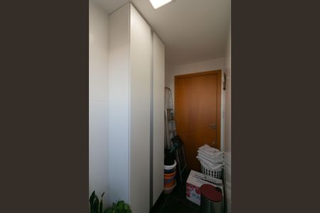 Apartamento à venda com 190m², 4 quartos e 4 vagas Apartamento à venda com 190m², 4 quartos e 4 vagasÁrea de Serviço