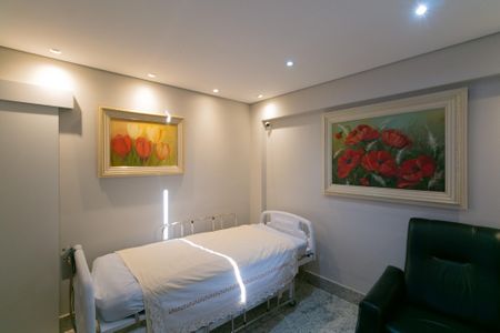 Apartamento à venda com 190m², 4 quartos e 4 vagas Apartamento à venda com 190m², 4 quartos e 4 vagasSuíte 4