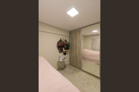 Apartamento à venda com 190m², 4 quartos e 4 vagas Apartamento à venda com 190m², 4 quartos e 4 vagasSuíte 1