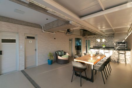 Apartamento à venda com 190m², 4 quartos e 4 vagas Apartamento à venda com 190m², 4 quartos e 4 vagasÁrea comum