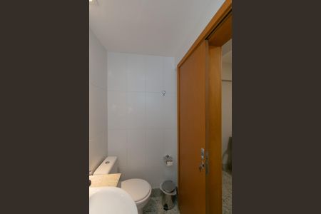 Apartamento à venda com 190m², 4 quartos e 4 vagas Apartamento à venda com 190m², 4 quartos e 4 vagasSuíte 3 Banheiro