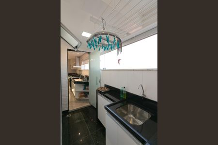 Apartamento à venda com 190m², 4 quartos e 4 vagas Apartamento à venda com 190m², 4 quartos e 4 vagasÁrea de Serviço