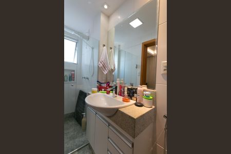 Apartamento à venda com 190m², 4 quartos e 4 vagas Apartamento à venda com 190m², 4 quartos e 4 vagasSuíte 3 Banheiro