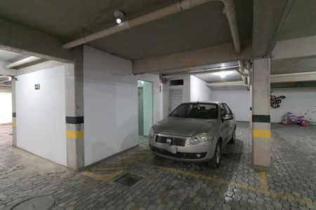 Apartamento à venda com 190m², 4 quartos e 4 vagas Apartamento à venda com 190m², 4 quartos e 4 vagasÁrea comum