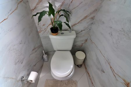 Casa à venda com 220m², 2 quartos e 6 vagasLavabo