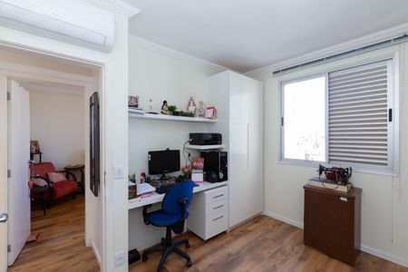 Apartamento à venda com 200m², 4 quartos e 2 vagasQuarto 3