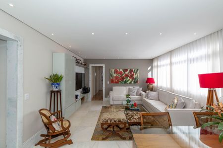 Apartamento à venda com 200m², 4 quartos e 2 vagasSala