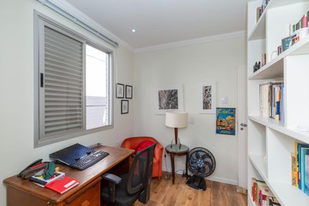 Apartamento à venda com 200m², 4 quartos e 2 vagasQuarto