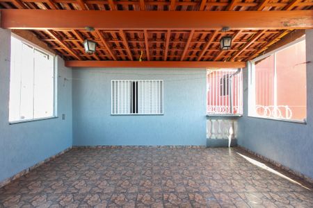 Casa para alugar com 300m², 3 quartos e 2 vagas Casa para alugar com 300m², 3 quartos e 2 vagasÁrea comum