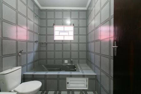 Casa para alugar com 300m², 3 quartos e 2 vagas Casa para alugar com 300m², 3 quartos e 2 vagasBanheiro 1