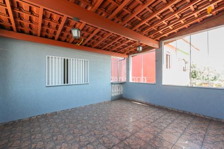 Casa para alugar com 300m², 3 quartos e 2 vagas Casa para alugar com 300m², 3 quartos e 2 vagasÁrea comum