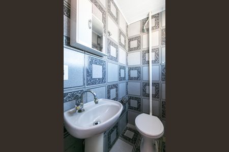 Casa para alugar com 300m², 3 quartos e 2 vagas Casa para alugar com 300m², 3 quartos e 2 vagasBanheiro 3