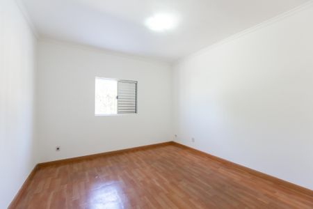 Casa para alugar com 300m², 3 quartos e 2 vagas Casa para alugar com 300m², 3 quartos e 2 vagasQuarto 1