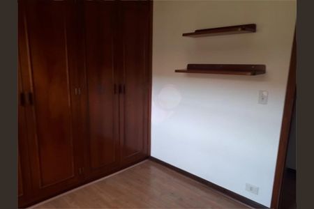Casa à venda com 178m², 3 quartos e 2 vagas