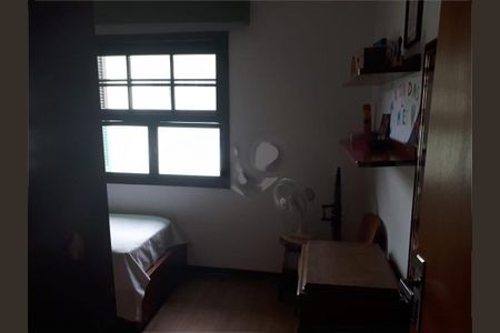 Casa à venda com 178m², 3 quartos e 2 vagas