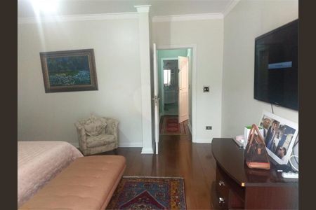 Casa à venda com 4 quartos, 520m² em Interlagos, São Paulo