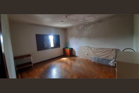 Casa à venda com 150m², 3 quartos e 3 vagas