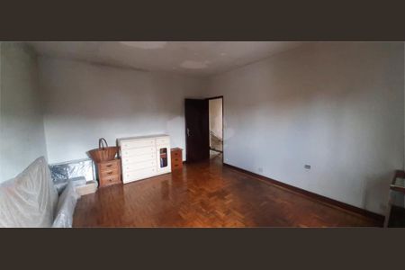 Casa à venda com 150m², 3 quartos e 3 vagas