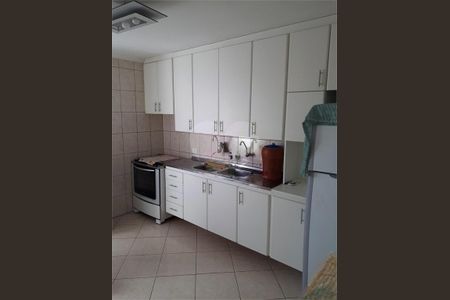 Casa à venda com 95m², 2 quartos e 1 vaga
