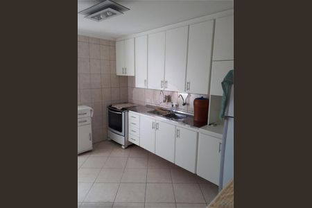 Casa à venda com 95m², 2 quartos e 1 vaga