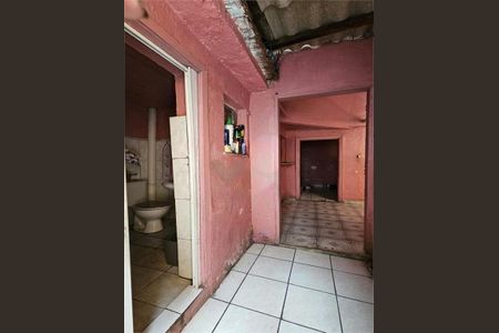 Casa à venda com 180m², 3 quartos e 3 vagas