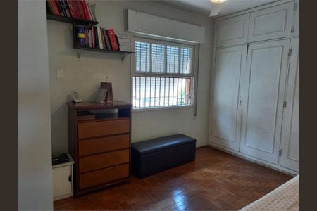 Casa à venda com 168m², 3 quartos e 2 vagas