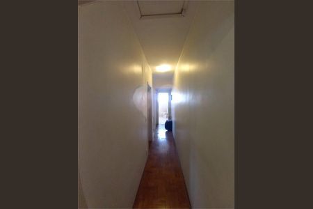 Casa à venda com 168m², 3 quartos e 2 vagas