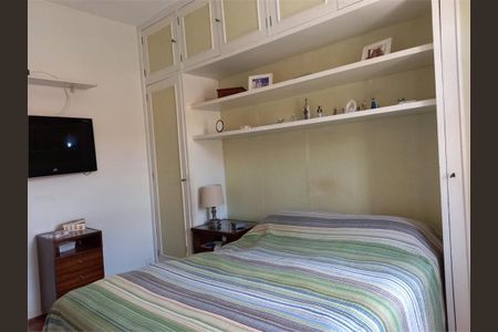 Casa à venda com 168m², 3 quartos e 2 vagas