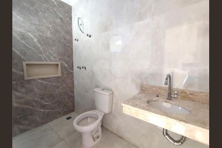 Casa à venda com 125m², 3 quartos e 3 vagas