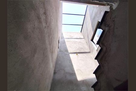 Casa à venda com 3 quartos, 125m² em São Lucas, São Paulo