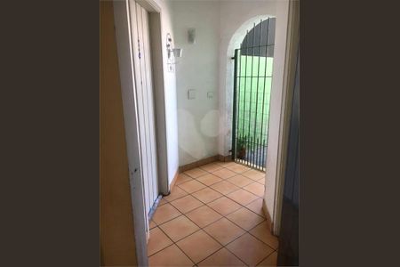 Casa à venda com 158m², 2 quartos e 1 vaga