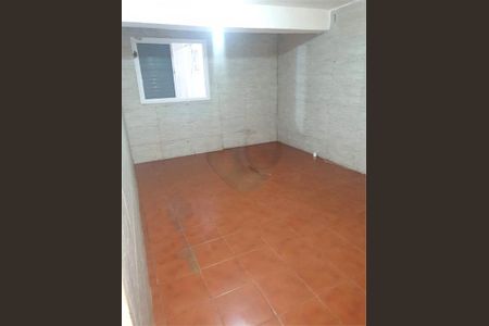Casa à venda com 188m², 3 quartos e sem vaga
