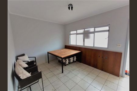 Casa à venda com 80m², 2 quartos e 1 vaga