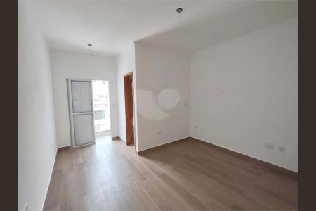 Casa à venda com 115m², 3 quartos e 2 vagas